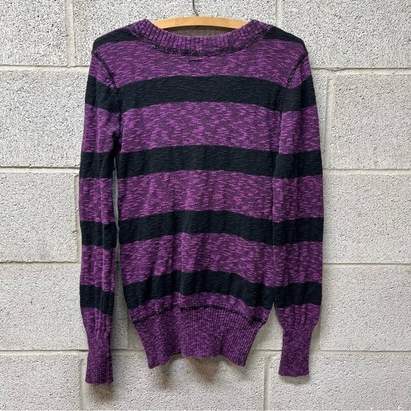 BillBong Purple And Black Striped V-Neck Sweater - Picture 7 of 7